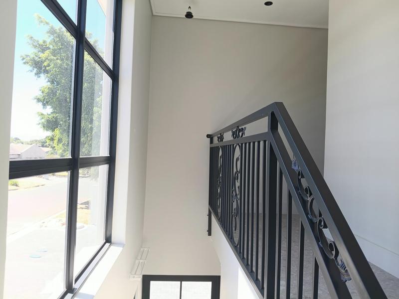 To Let 3 Bedroom Property for Rent in Ferndale Western Cape